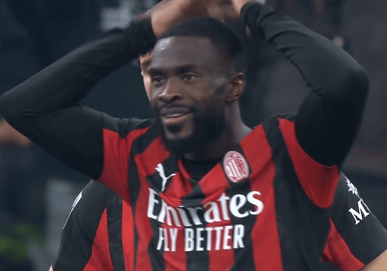 米兰1-0拉齐奥全场数据: 射门16-10, 射正4-4, 良机1-2