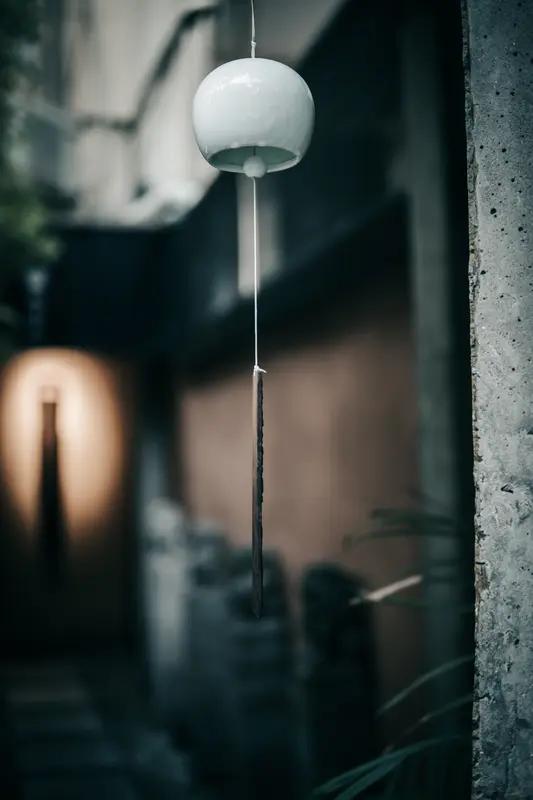 看到“小路清风过”这个上联，我脑海里立马就开始琢磨下联啦。这上联描绘了一幅很有意