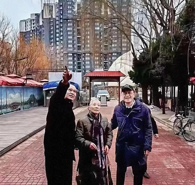 2025年1月8日，在开国上将李天佑同志诞辰111周年纪念活动上，81岁高龄的林