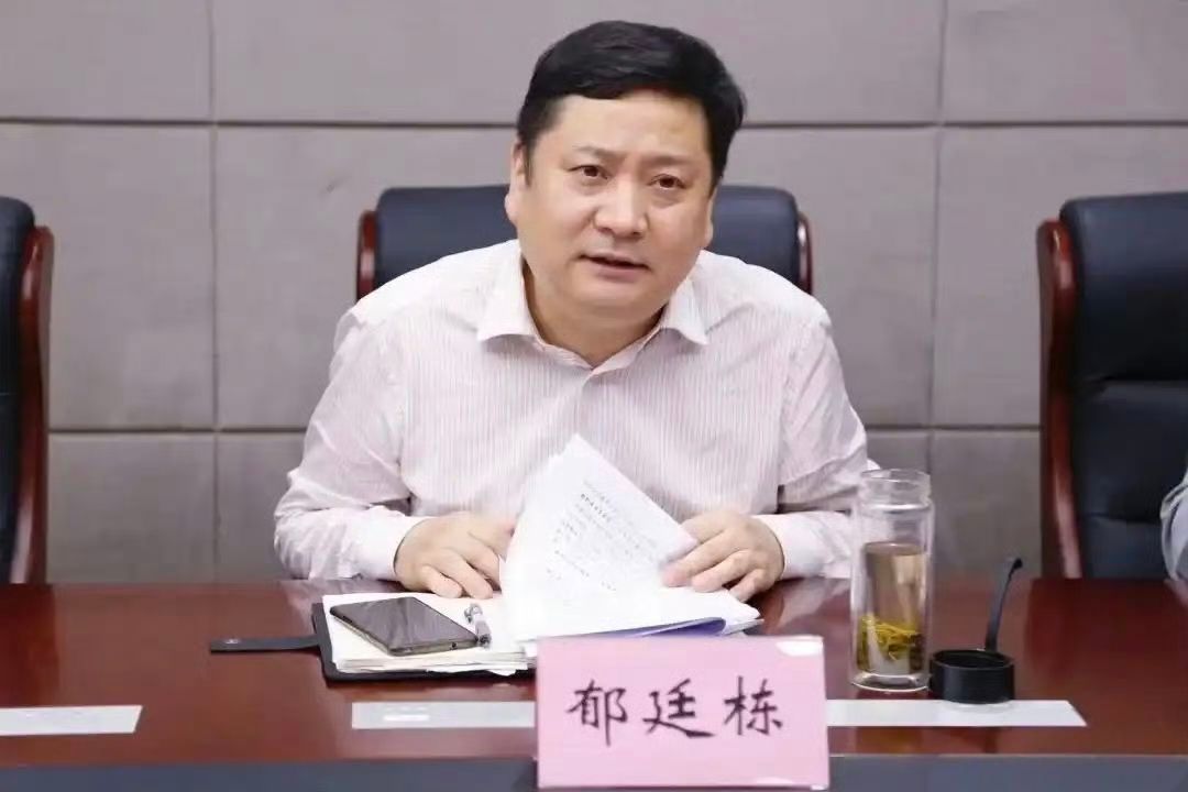 调查组通报杭州酒局事件这个事件必须严肃处理！一是违纪，参加酒局，违反规定了没有？