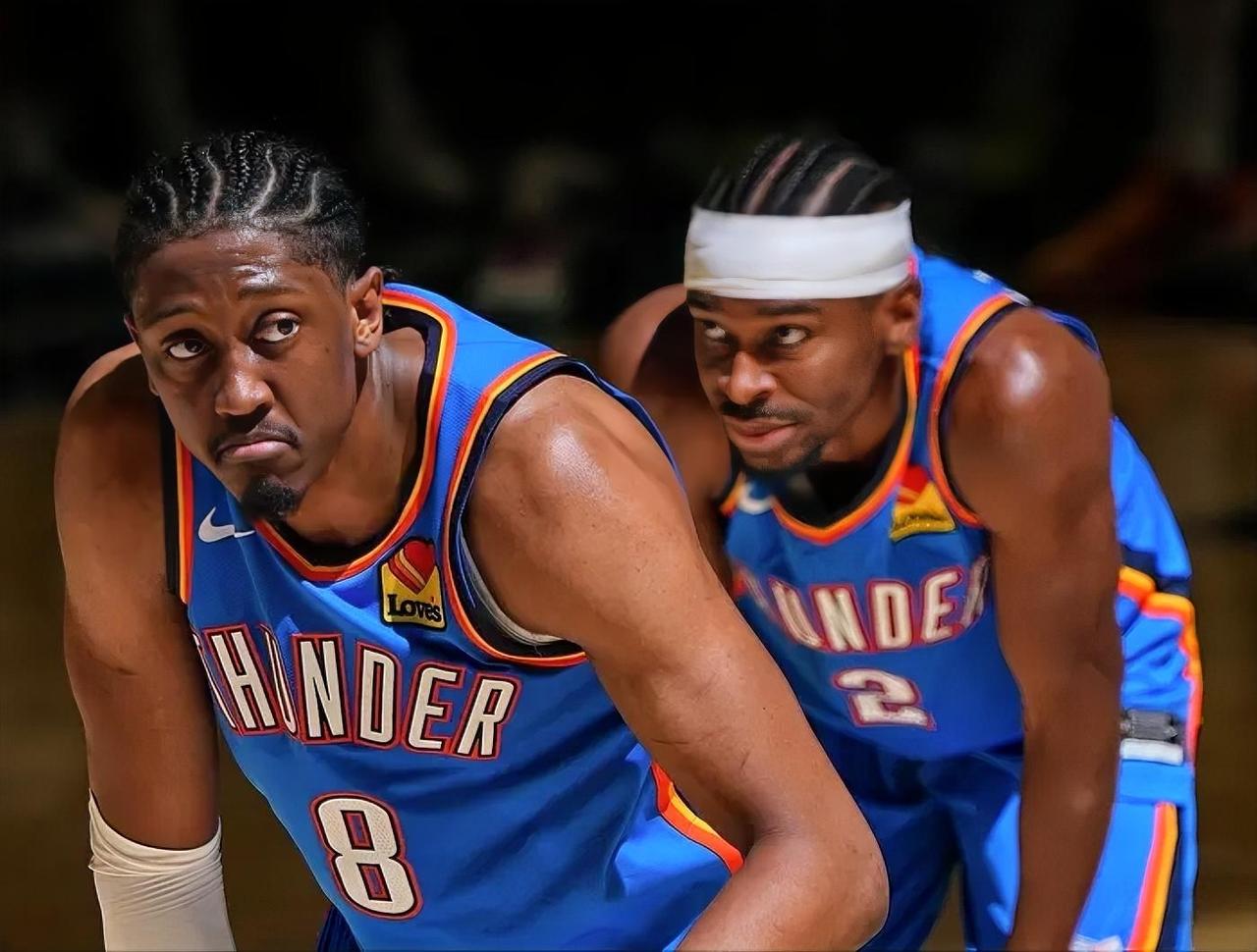 有一说一，杰伦·威廉姆斯和亚历山大根本不在一个档次！！亚历山大:本场出战27