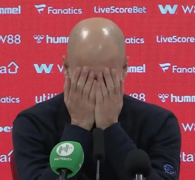 佩普·瓜迪奥拉：“下赛季我还会是曼城主教练吗？我的天哪。我还有合同在身，我已经说