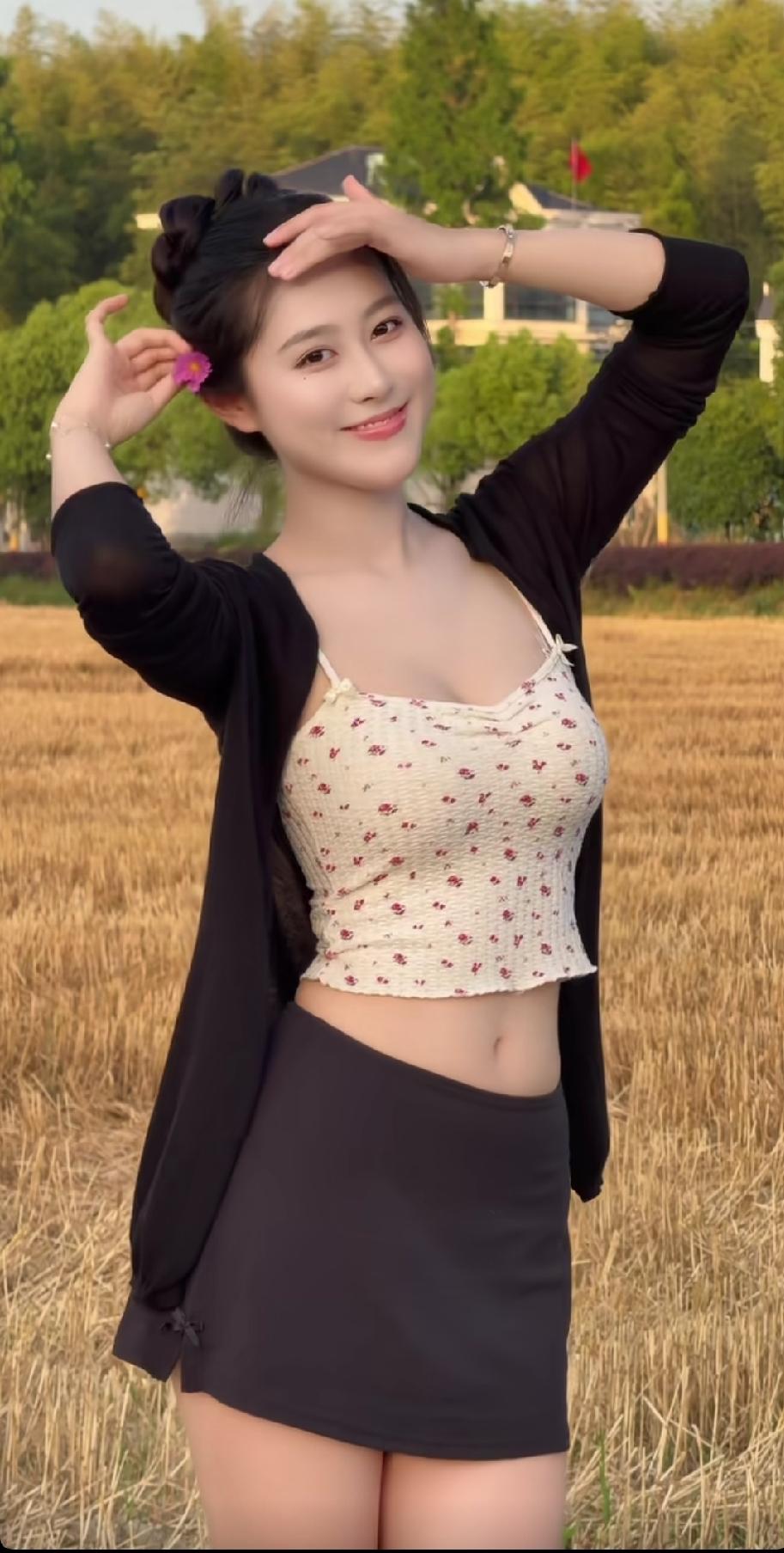 什么样的女人容易获得异性好感?很多人第一反应是颜值和身材，但真正能让男人“上头