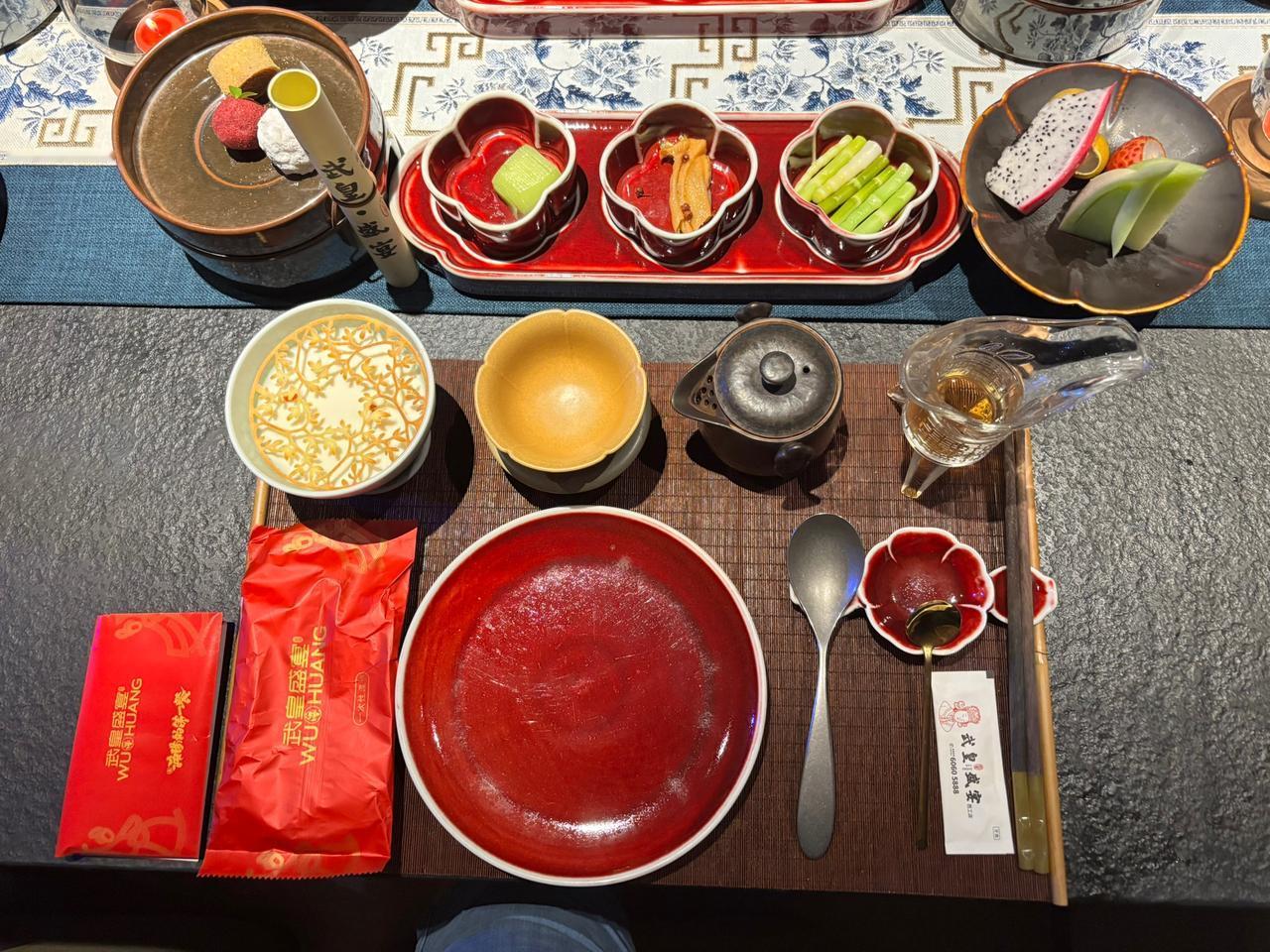 洛阳武皇盛宴好不好？鱼肉虾参鲍都有，我替你们试吃过了。洛阳去各个景点打车远不