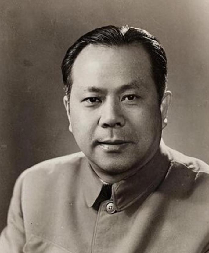 1985年，中国一高级干部访日期间，不顾多人劝阻非要去靖国神社，回国后就被中纪委