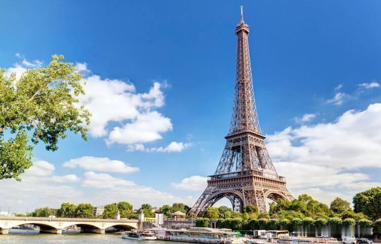 法国先进制造代表企业：1-空中客车（飞机）2-标致雪铁龙（汽车）3-米其林