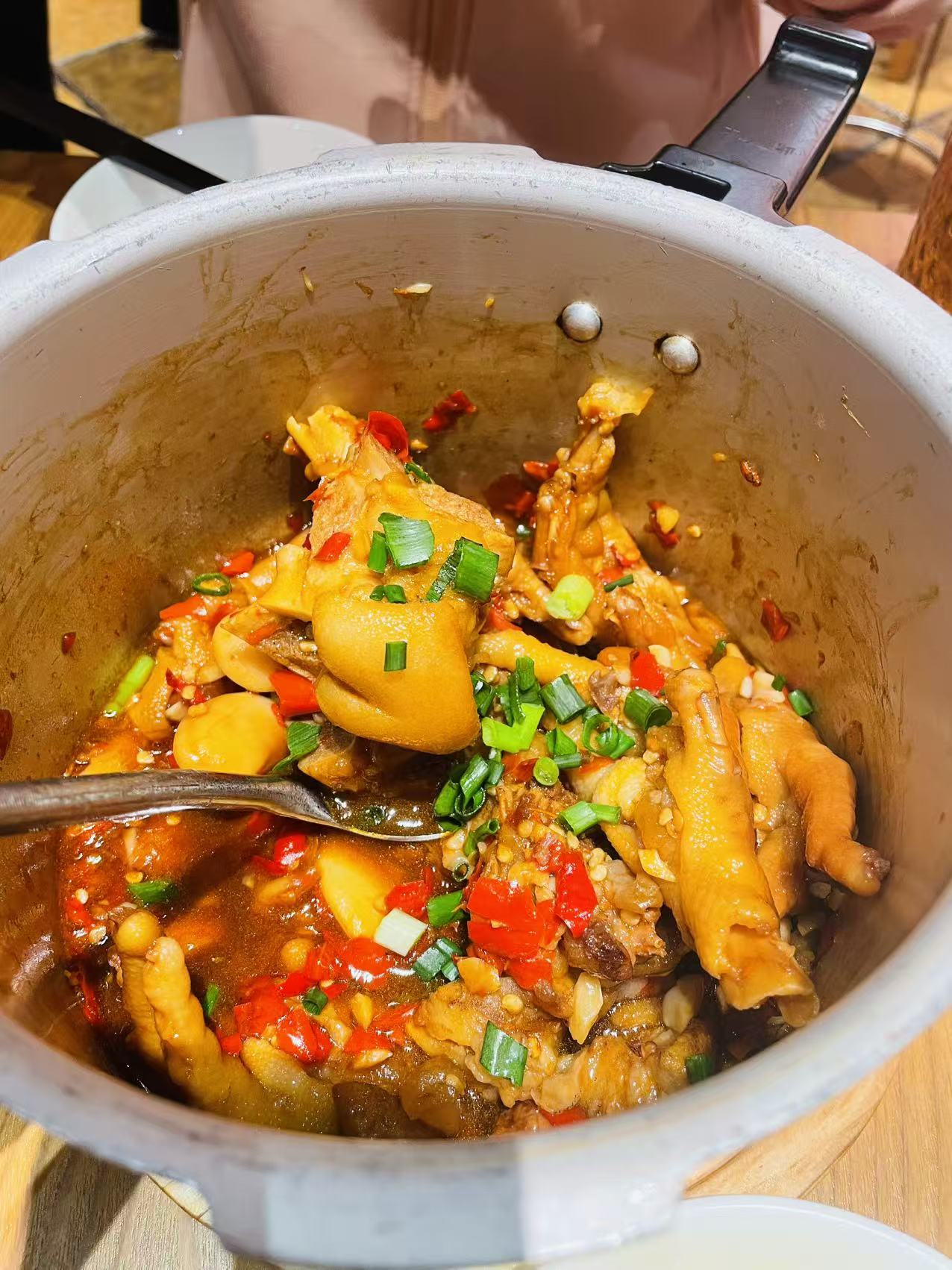 湖南美食，长沙安置小区的小店好下饭！