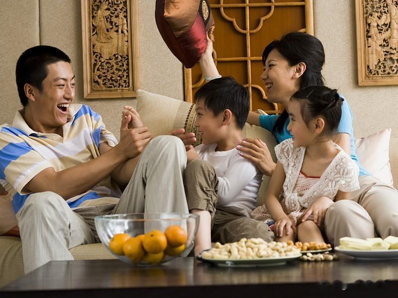 亲子关系，是有规律的：你会发现，家庭氛围，就是孩子成长的土壤，父母的状态，