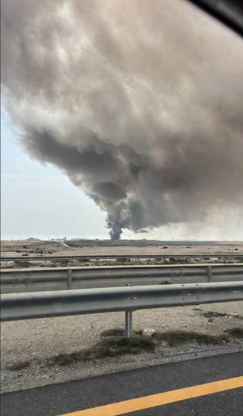 “美军在巴林的空军基地大爆炸，浓烟滚滚！”当地时间3月15日，在伊朗发射沙赫德