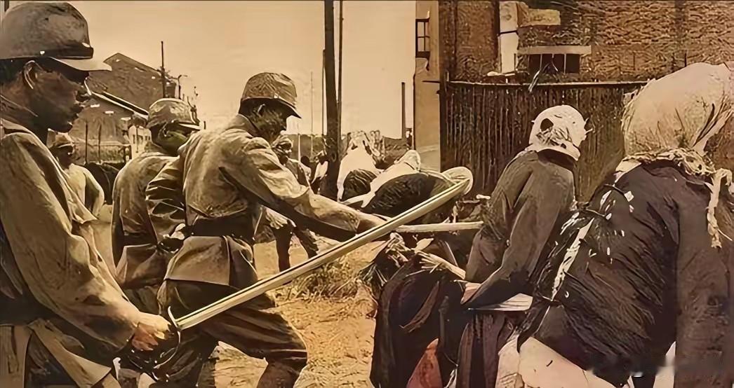 德国学者抛出灵魂拷问：同样是侵略，八国联军的炮火只给中国留了皮外伤，为何唯独日本