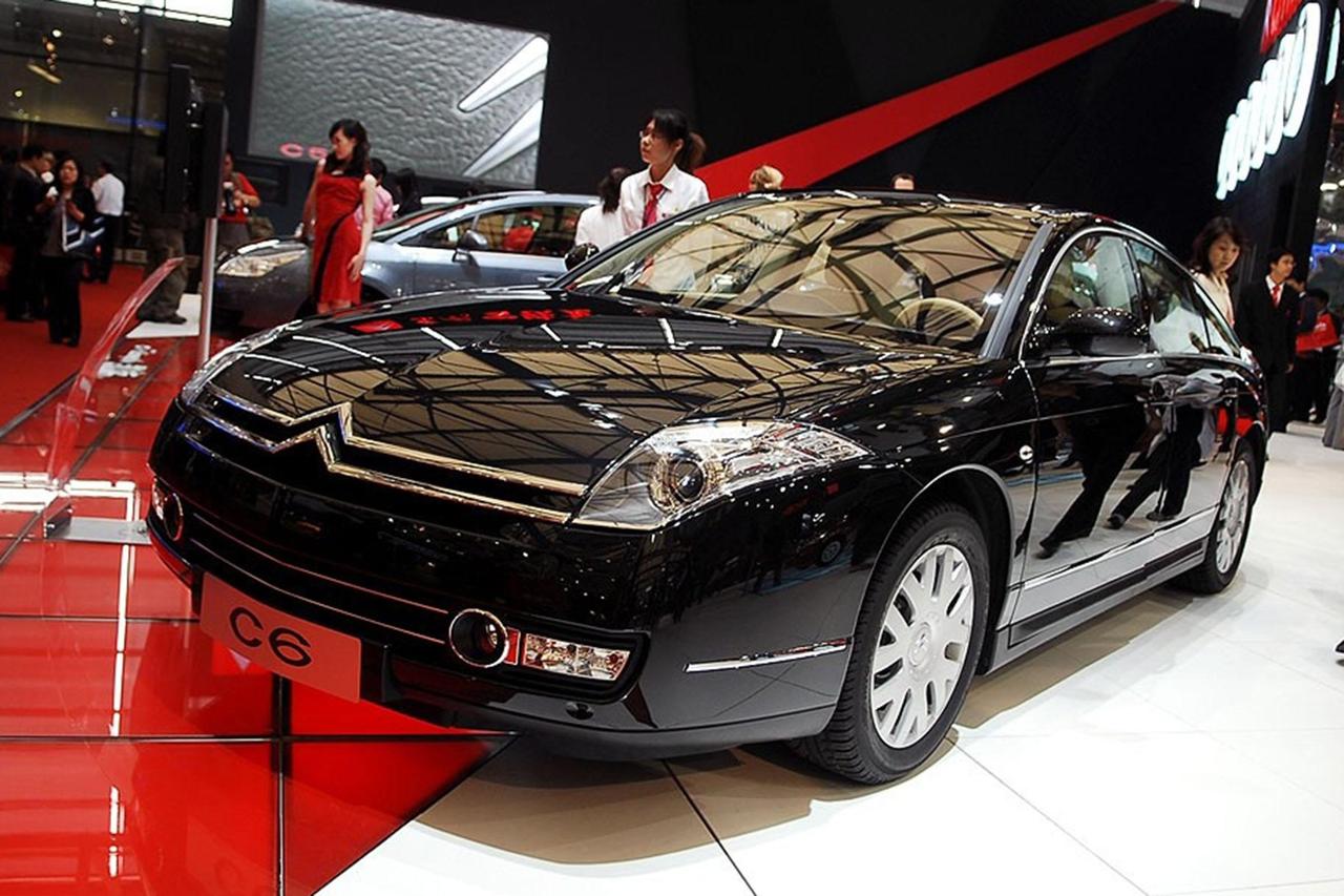 5万买一辆17年的二手雪铁龙C6，是疯了吗？这个车当然不是2023年12万卖的