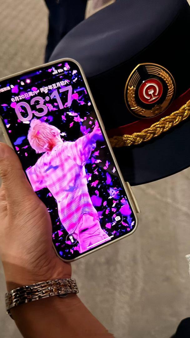 谁和我比我能三点爬起来上班