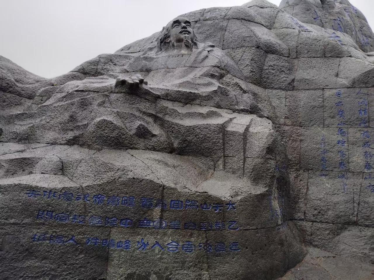 宦官:我们也不想的，可架不住被硬推上来。东汉:皇帝