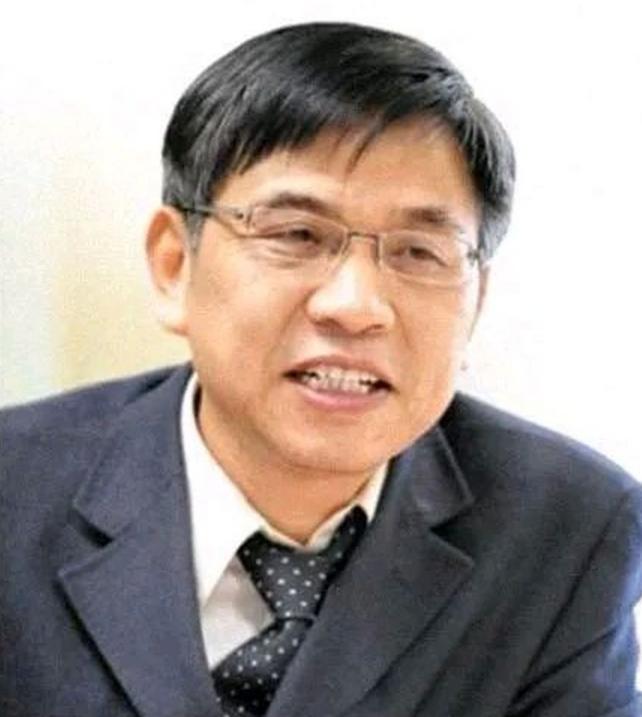 “中医不灭。天理难容？”中南大学的教授张功耀发起万人签名，要求取消中医药。谁能想
