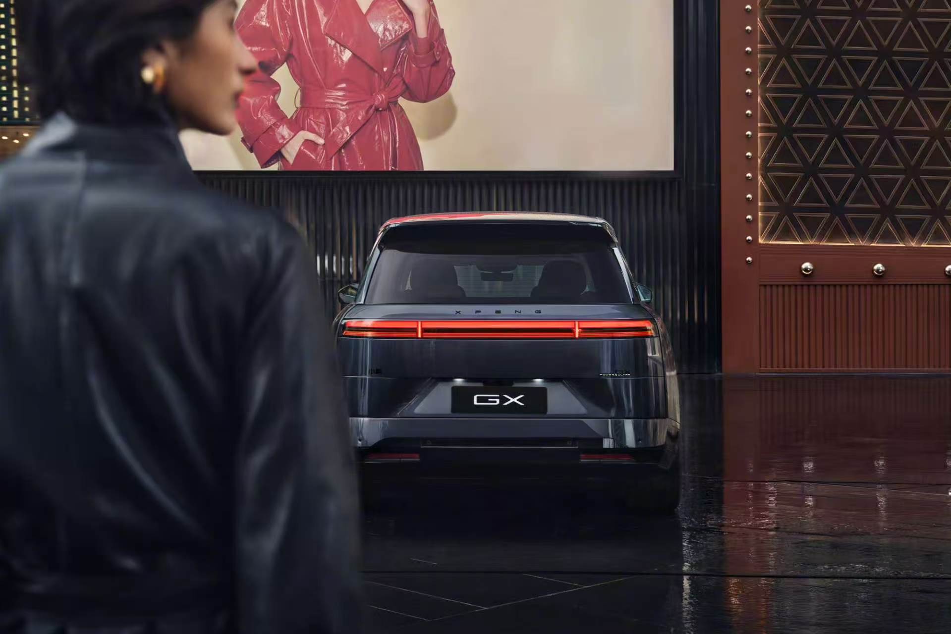 新科技旗舰小鹏GX来了等了这么久，何小鹏亲自官宣的大六座旗舰SUV小鹏GX，真