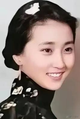 钱学森36岁没结婚，干妹妹给他介绍对象，他却说：要不你嫁给我吧，蒋英委婉的拒绝：
