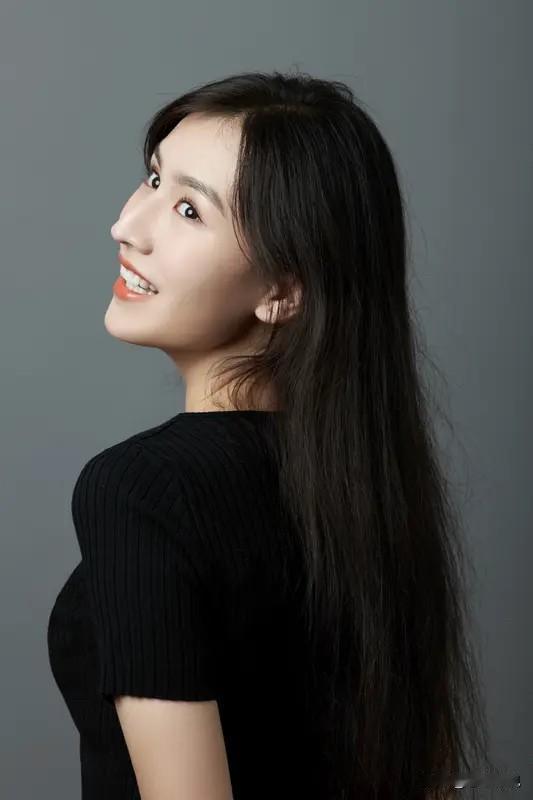 《唐朝诡事录之长安》里的美女太让人期待了！11月8日就要在爱奇艺播出，前两部口碑