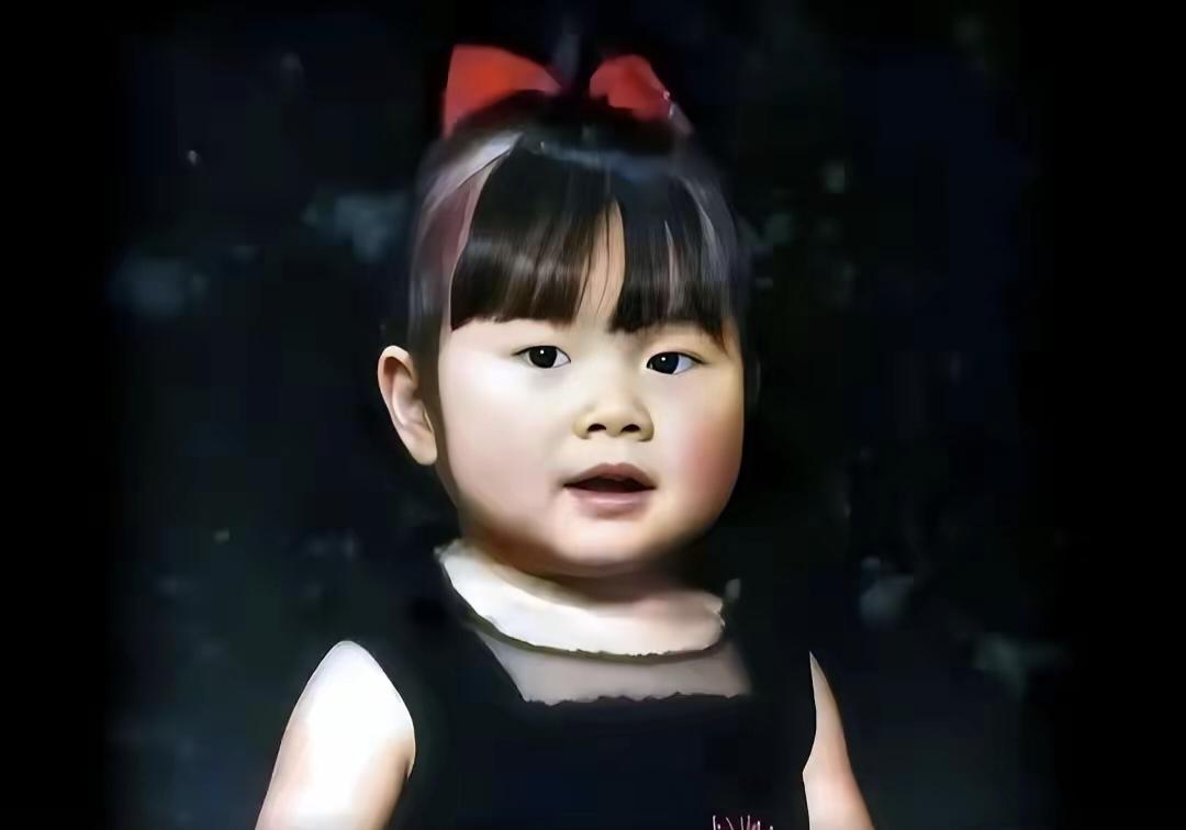 被美国养父母虐待14年的湖南女孩，终于讨回公道，2960万美元！2004年