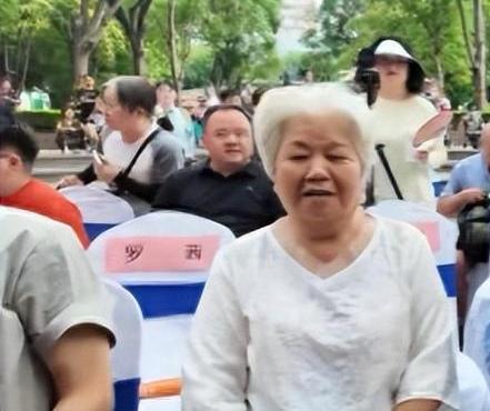 前央视主持人、78岁的邢质斌近况曝光！过着退休生活的邢质斌曾是央