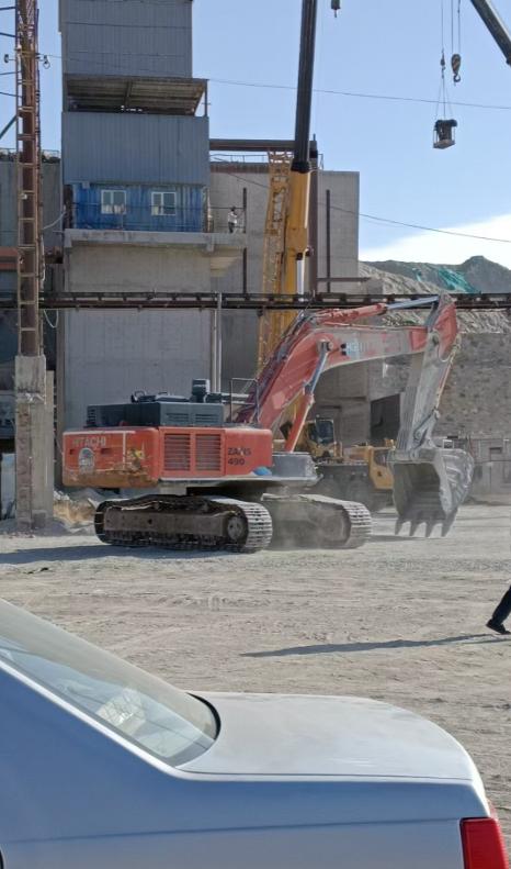 内蒙古，一男子花2600万弄了个建材厂帮助当地百姓脱贫。可没想到，在经营多年后，