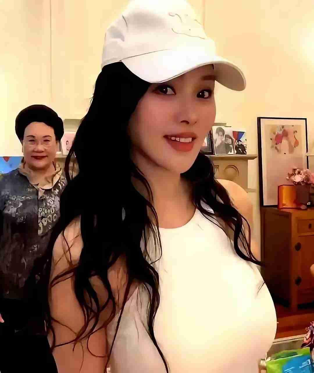 婚姻里最狠的浪漫：敢当着全世界嫌你，却偷偷把你宠成孩子秦昊直播时那句“我老