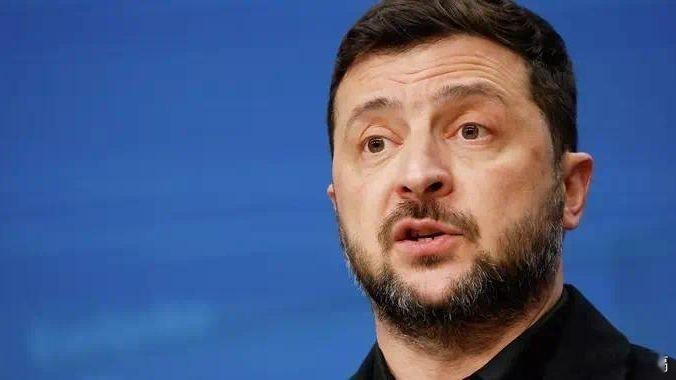 【泽连斯基立场180度反转，乌克兰再给俄机会，莫斯科回应一反常态】据俄媒消息，泽