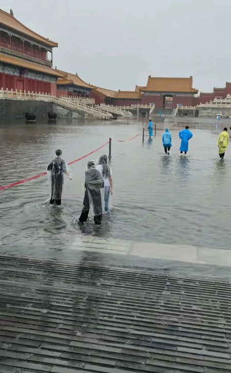 故宫里竟然也这么多积水？在古代是不是有人要睡不着了？