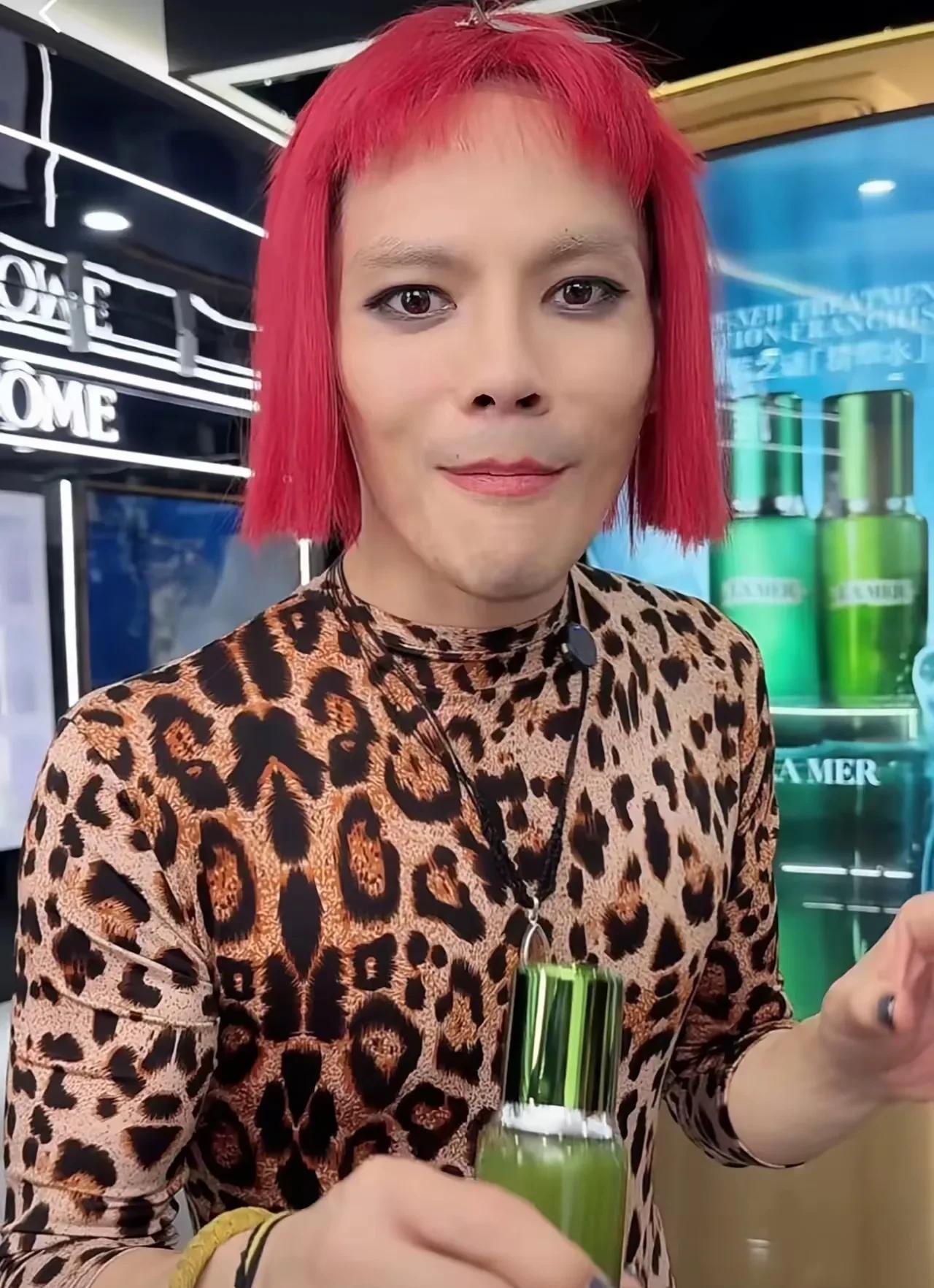 成事不足，败事有余。一直不着调向左欠何秀琼旗下《梅高美赌场》140万闹得沸沸扬扬