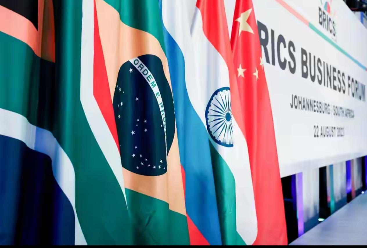 金砖国家也要组织联合军演了，这可是头一次由金砖国家联合举行的军事演习！