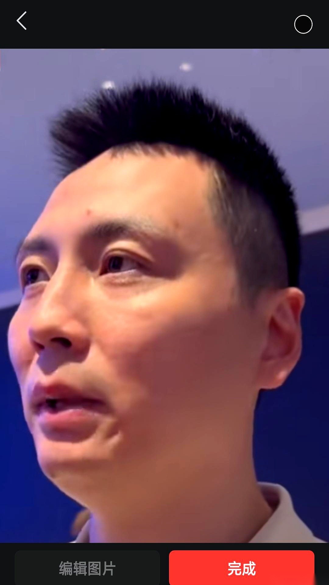 上海男篮主教练卢伟在面对媒体镜头时的一席话，彻底打破了外界对球队新阵容的所有猜想。两名顶着美职篮光环