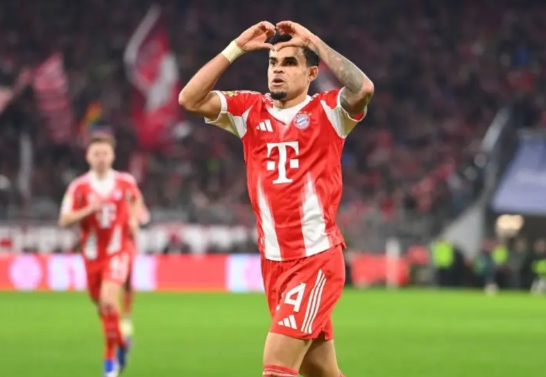 没有对比，就没有伤害啊！利物浦请来的三个神还不如送走的一个人！迪亚斯本赛季为