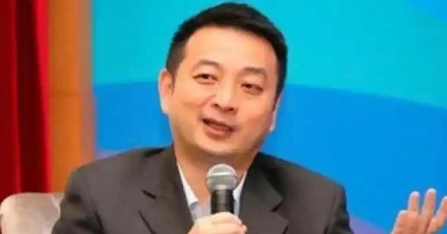 为了鼓励大家多生娃，人口专家梁建章曾提出了一个大胆的方案：一孩家庭每个月补贴10