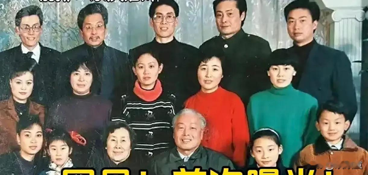 亲爹与叔叔的区别，一下子就看出来了！宗庆后在的时候，表面上会批评女儿，可背后是