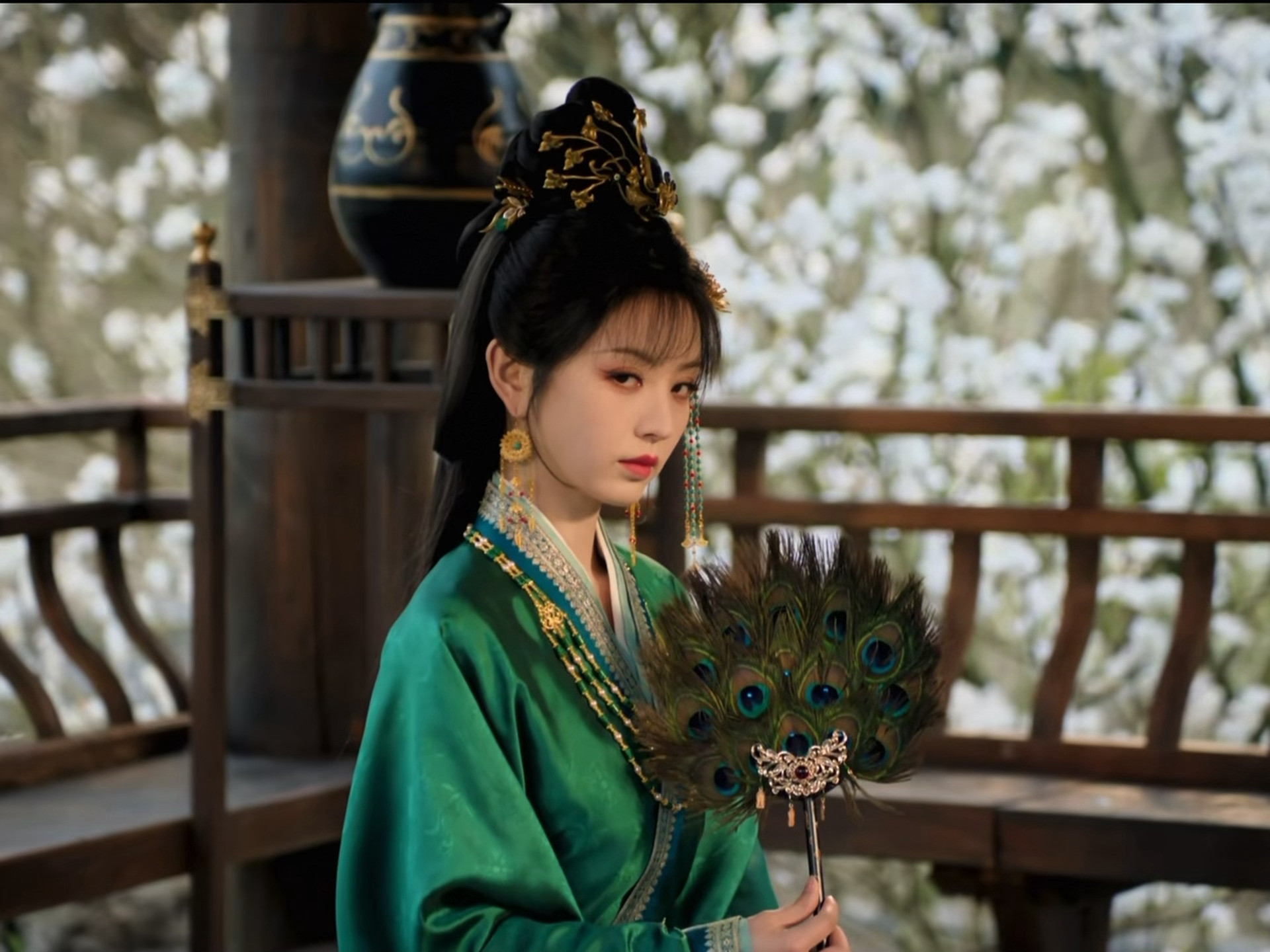 田曦薇魏娆看垃圾的眼神田曦薇演恶女好爽啊啊啊啊啊，魏娆这个看垃圾一样的眼神我循
