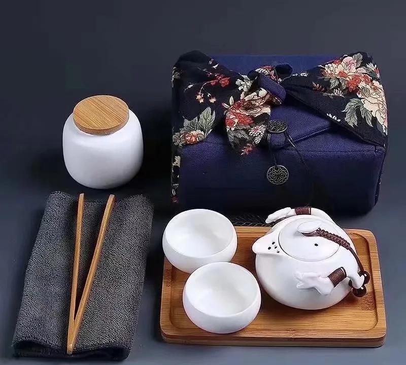 一段非常通透的话：“真正厉害的人，往往没什么朋友。高能量的人，早已脱离了低维的社