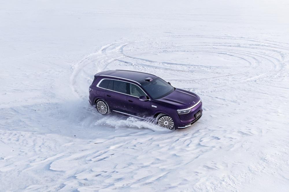 问界M8冬测续航1124.3km，增程技术太懂出行痛痒纠结纯电还是增程车好久，