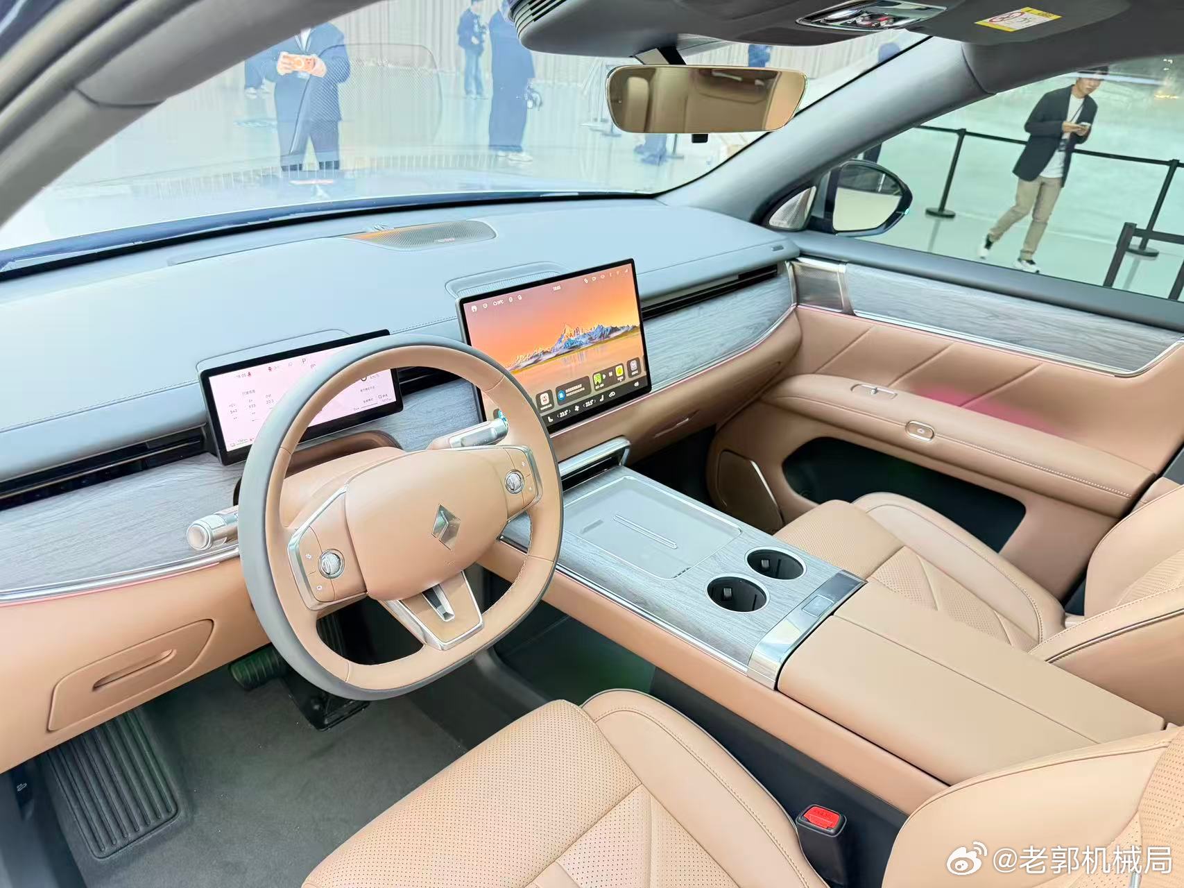 中国人真正需要一台什么样的车？我说一个，不同意的可以反驳啊。现在有一个车叫华境S