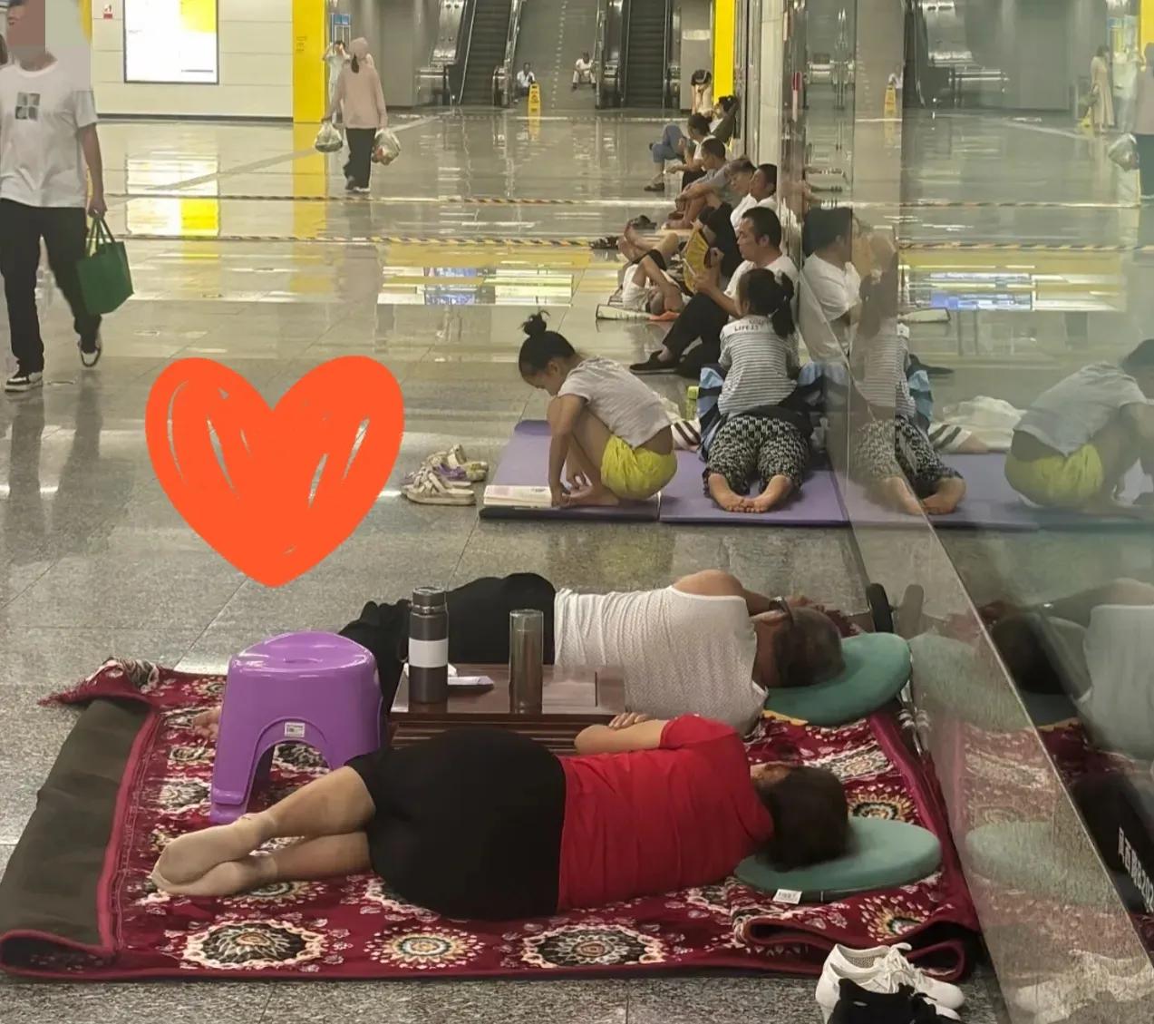 经历一次台风，深圳这座城市彻底出名了！不是因为好人好事，而是因为这次大家都