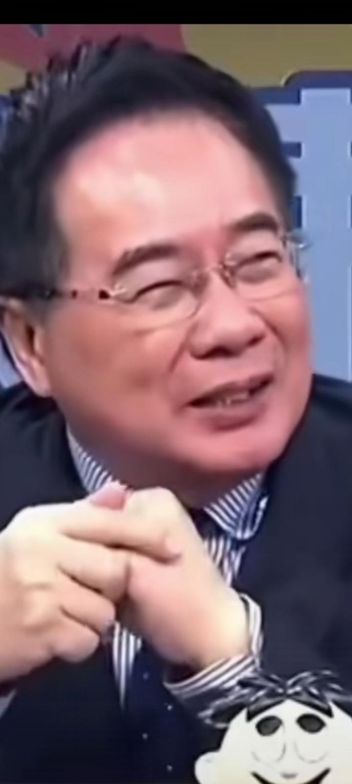 蔡正元博士对美国的蔑视强过很多人，就凭这一点说他是民粹绝不过分。所谓民粹就是硬