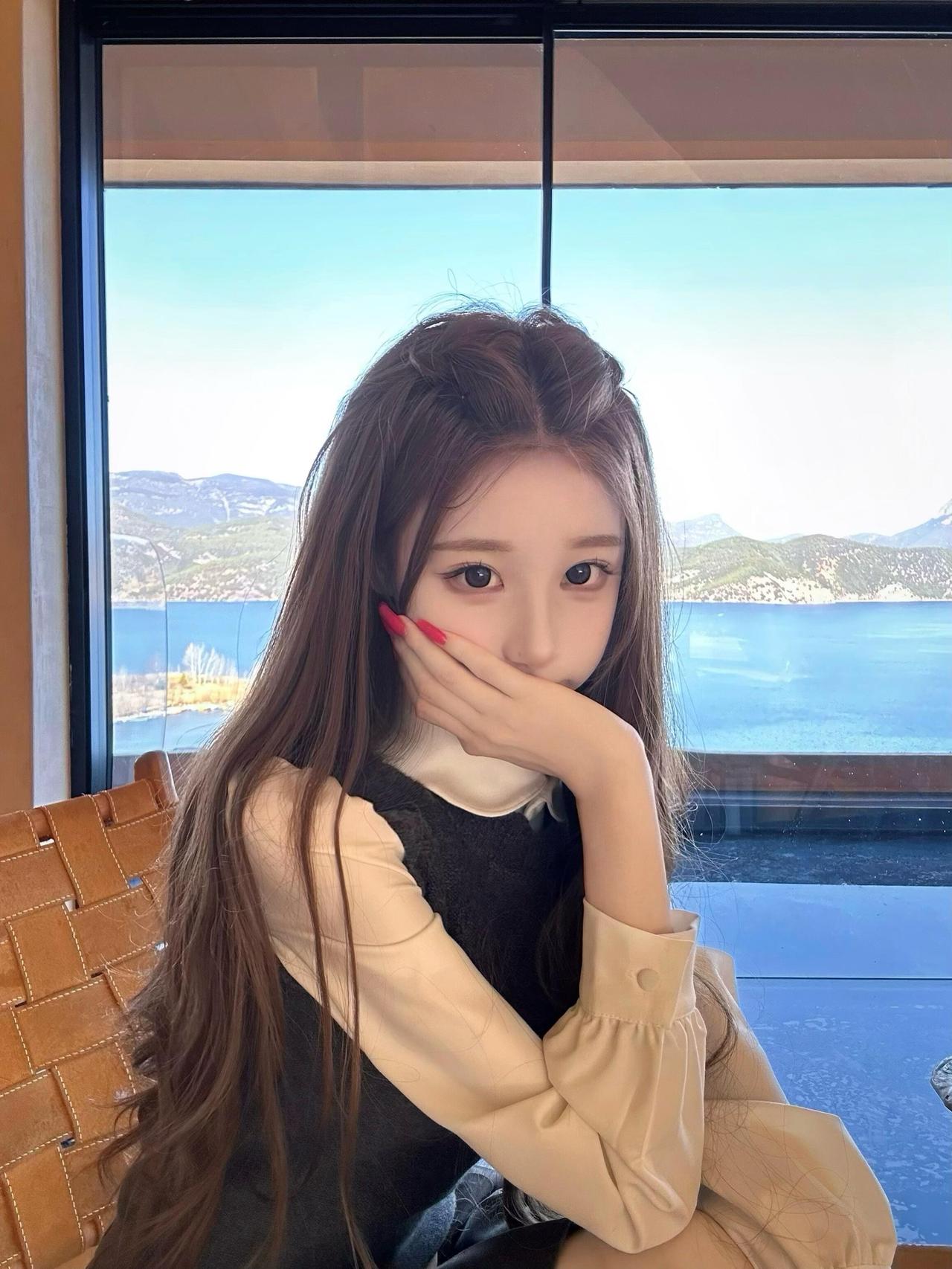 晒图笔记大赛小猫喜欢谁就粘着谁