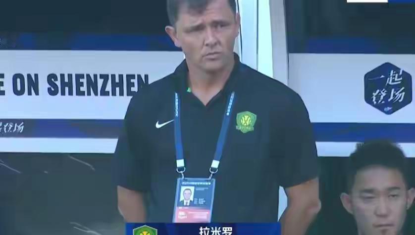 这就是中超冠军级别球队的防守强度，难怪国足水平那么差……！北京国安也是一支老