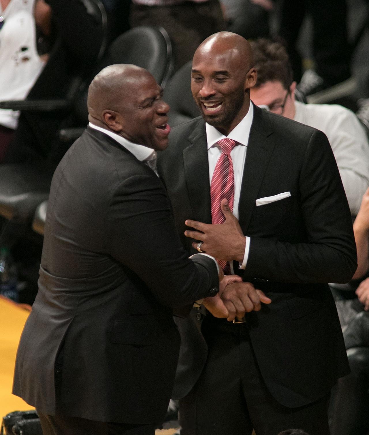 夸梅：科比对女性充满警惕近期前NBA状元夸梅·布朗参加了播客节目，谈到科比在外面