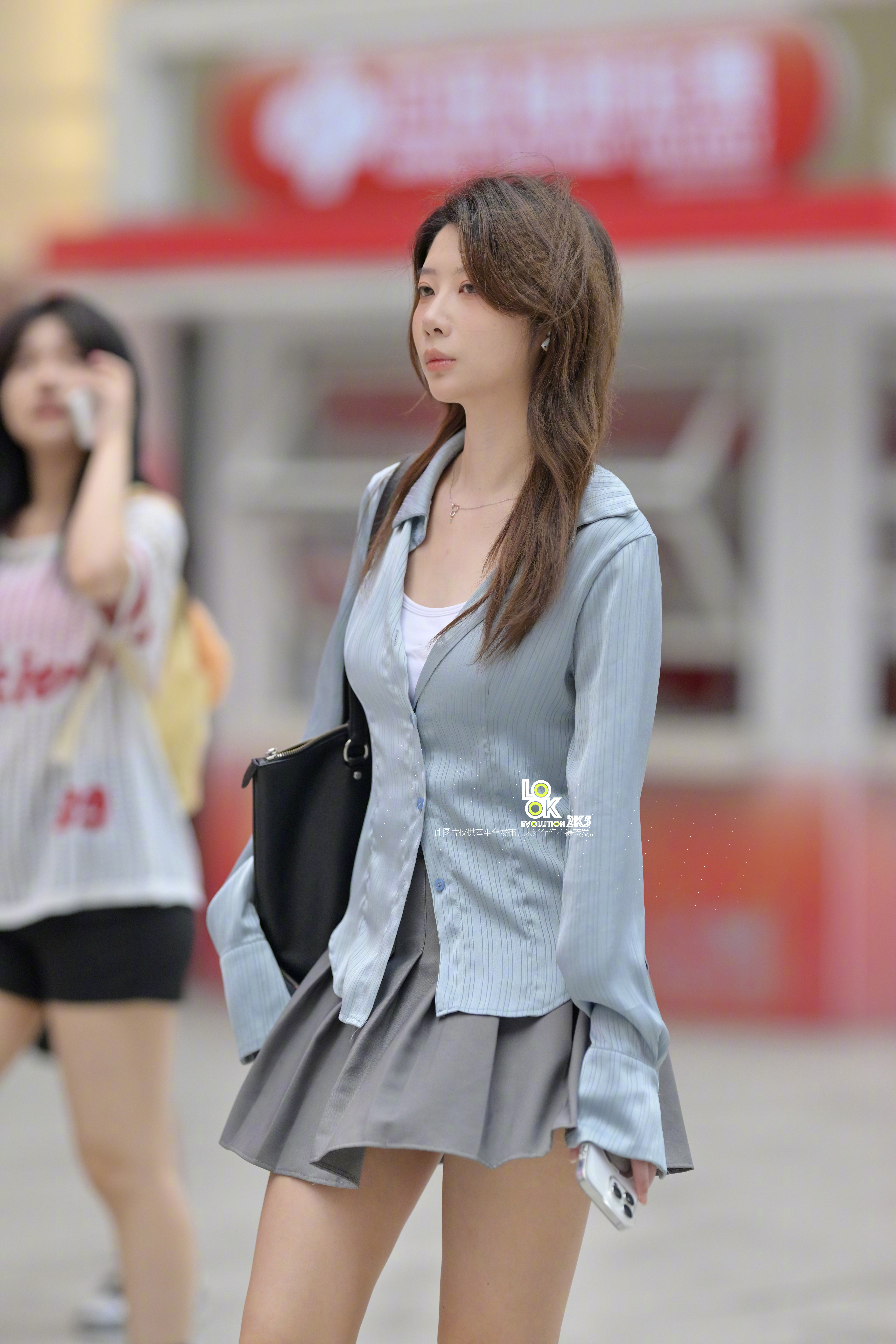 再来一张半身特写​​​