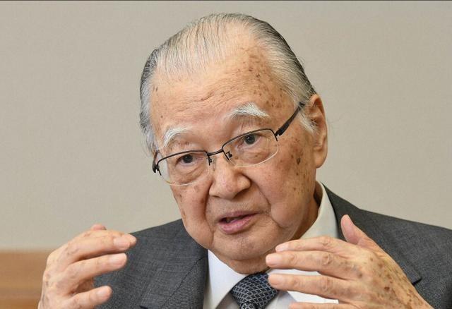 12月30日，当日本媒体都在聚焦中国军演的时候，日本发生的另一件大事却鲜有人关注