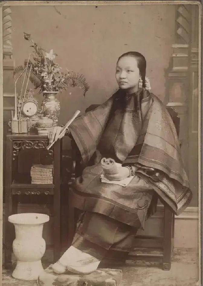 1776年，广东嘉应州（今梅州）发生一桩惊掉朝野下巴的奇案，连乾隆看完奏折都直呼：此事殊堪骇异，实为