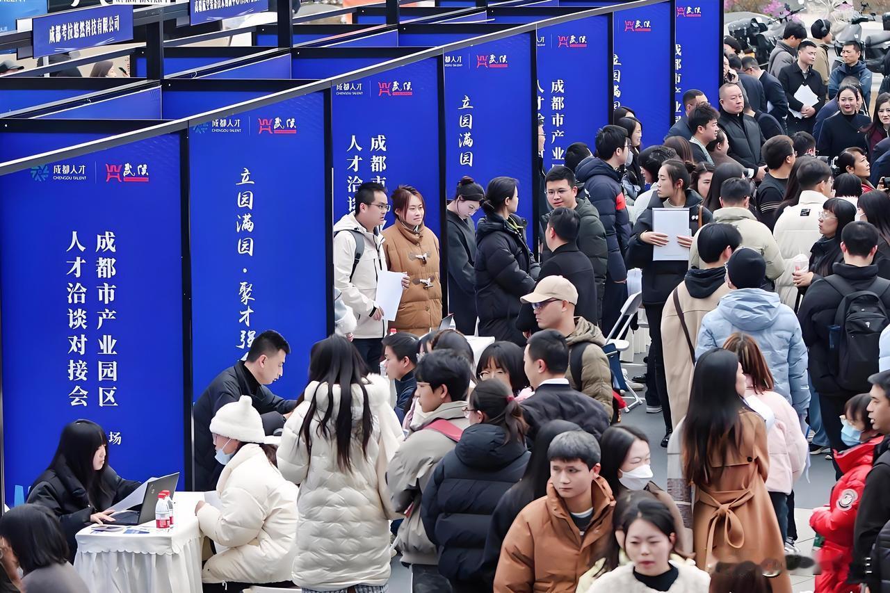 国家如何破局灵活就业难题？制度方向已经十分清晰国家高度重视灵活就业劳动者权益