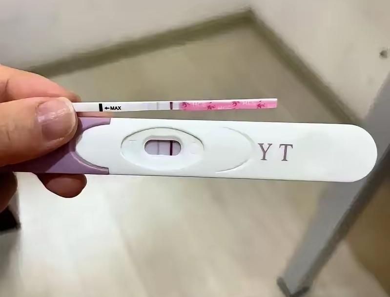 女儿大三这个暑假回家才几天，她就近找了一个暑假实习工，入职体检的时候，却发现怀孕