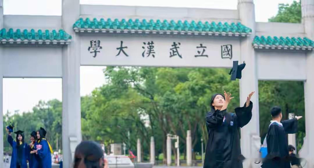 继“雷军班”之后，武汉大学再添重磅校友共建特色培养项目。近日，武汉大学临床医学泰