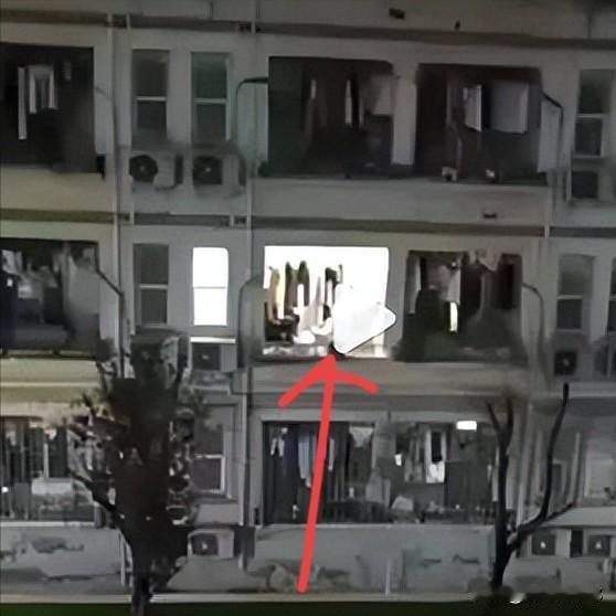 这样的留学生赶紧打包送走吧!湖北三峡大学全国都有名了!一名外国留学生,半