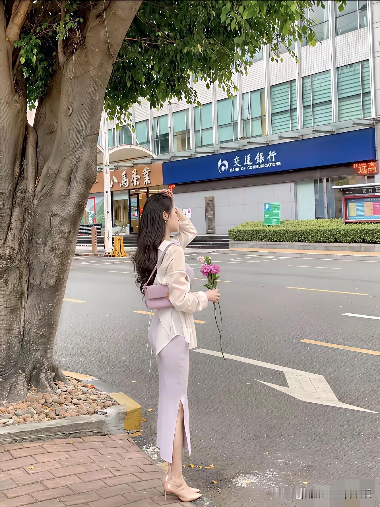 不得不说，男生都是喜欢这种瘦瘦的女孩子吧？